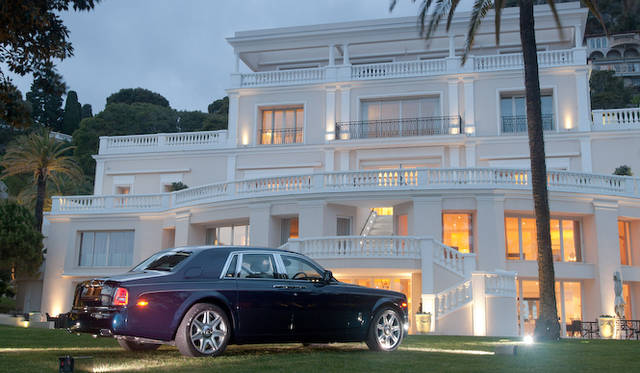 <strong>Rolls-Royce Phantom (series II)｜ロールス・ロイス ファントム（シリーズII）</strong>