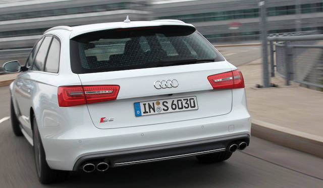 <strong>Audi S6 Avant｜アウディ S6 アバント</strong>