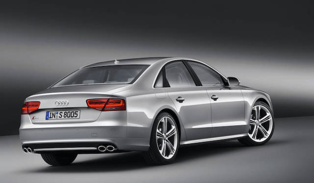 <strong>Audi S8｜アウディ S8</strong>