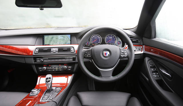 <strong>BMW ALPINA B5 BITURBO LIMOUSINE｜ BMW アルピナ B5 ビターボ リムジン</strong>