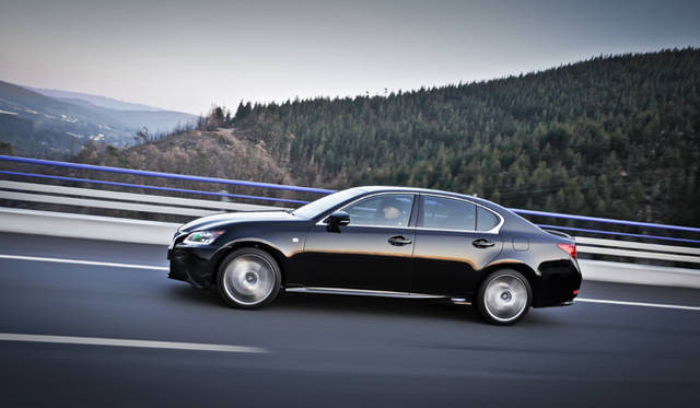 <strong>Lexus GS450h｜レクサス GS450h</strong>