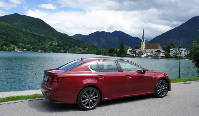 <strong>Lexus GS450h｜レクサス GS450h</strong>