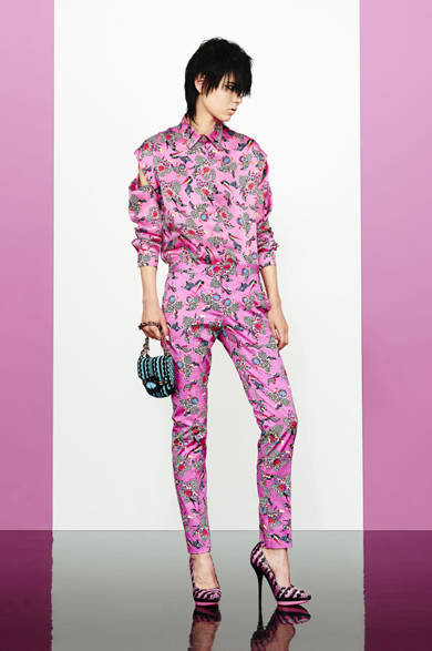 　2013年春夏プレコレクション ©VERSACE