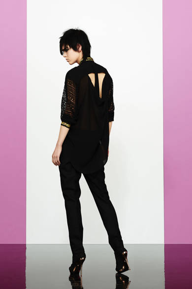 　2013年春夏プレコレクション ©VERSACE