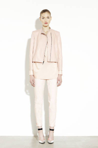 　2013年春夏プレコレクション