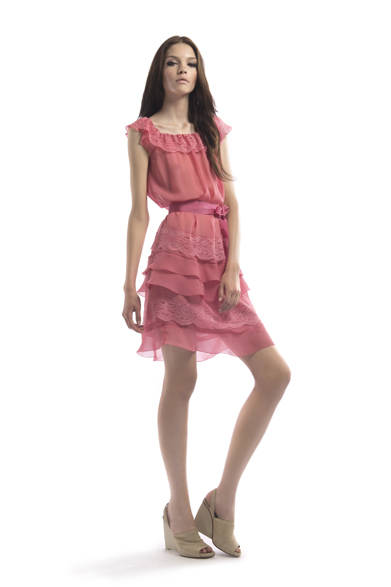 　2013年春夏プレコレクション