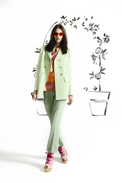 <strong>MOSCHINO CHEAP&CHIC｜モスキーノ チープ＆シック</strong>　2013年春夏プレコレクション