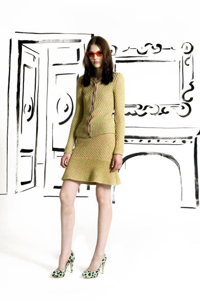 <strong>MOSCHINO CHEAP&CHIC｜モスキーノ チープ＆シック</strong>　2013年春夏プレコレクション