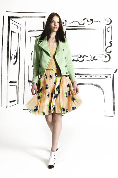 <strong>MOSCHINO CHEAP&CHIC｜モスキーノ チープ＆シック</strong>　2013年春夏プレコレクション