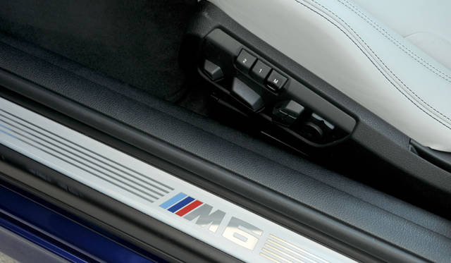 <strong>BMW M6 Cabriolet｜ビー・エム・ダブリュー M6 カブリオレ</strong>