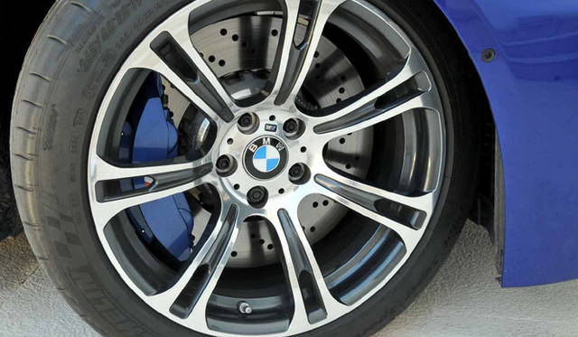 <strong>BMW M6｜ビー・エム・ダブリュー M6</strong>