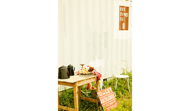 <strong>WILDMAGIC｜ワイルドマジック</strong>　ヴィンテージアイテムを使用するなど、細部にもこだわりが見える