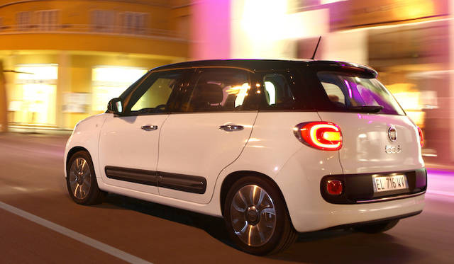 <strong>Fiat 500L｜フィアット500L</strong>