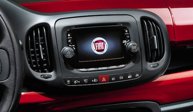 <strong>Fiat 500L｜フィアット500L</strong>