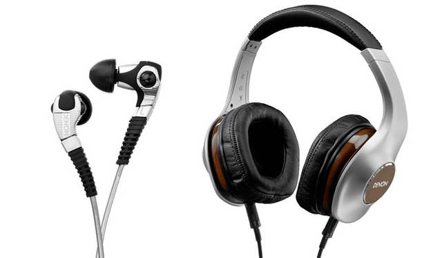 <strong>DENON｜デノン</strong>　MUSIC MANIAC　左／AH-C400、右／AH-D7100EM（すべてオープン価格）