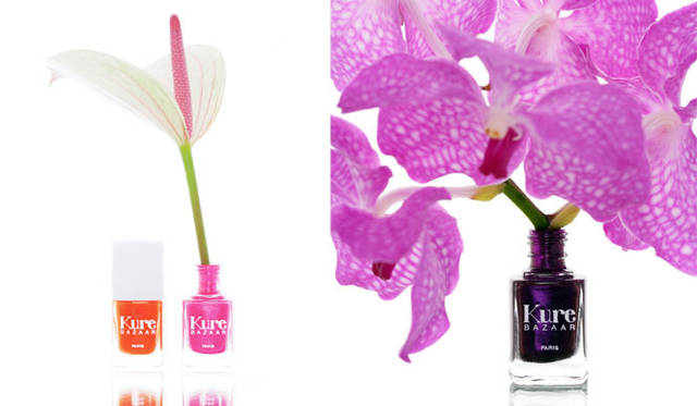 　キュア バザー ネイルカラー　各2310円