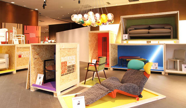 <strong>Cassina ixc.｜カッシーナ・イクスシー</strong>　「Cassina AUTHENTIC ICONS」スペシャルディスプレイ