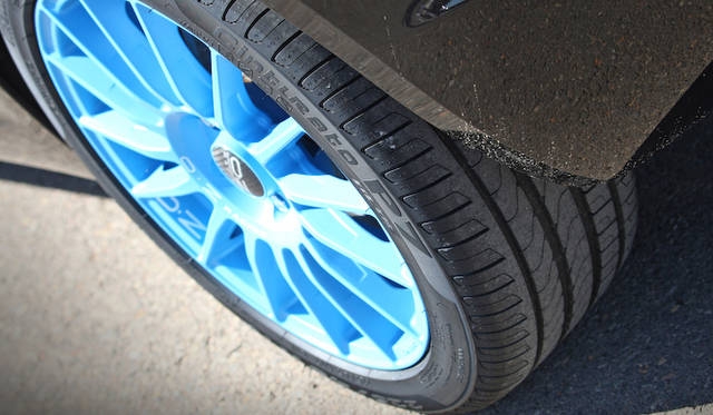 <strong>Pirelli Cinturato P7 Blue｜ピレリ チンチュラート P7 ブルー</strong>