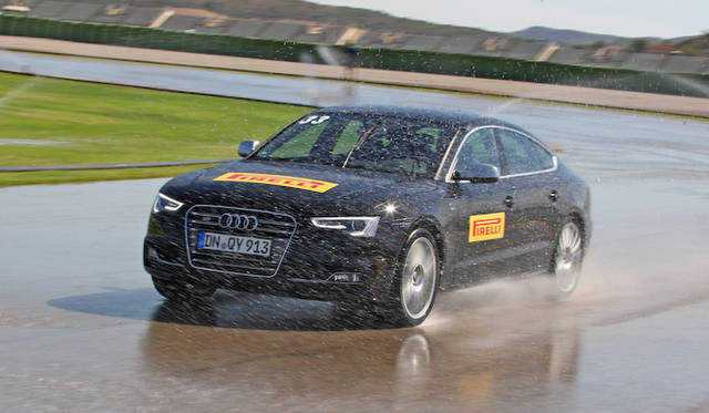 <strong>Pirelli Cinturato P7 Blue｜ピレリ チンチュラート P7 ブルー</strong><br />アウディS5スポーツバック 3.0TFSIでウェット性能をためす