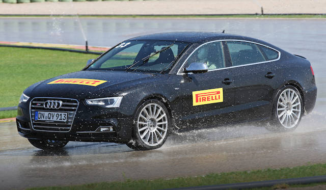 <strong>Pirelli Cinturato P7 Blue｜ピレリ チンチュラート P7 ブルー</strong><br />アウディS5スポーツバック 3.0TFSIでウェット性能をためす