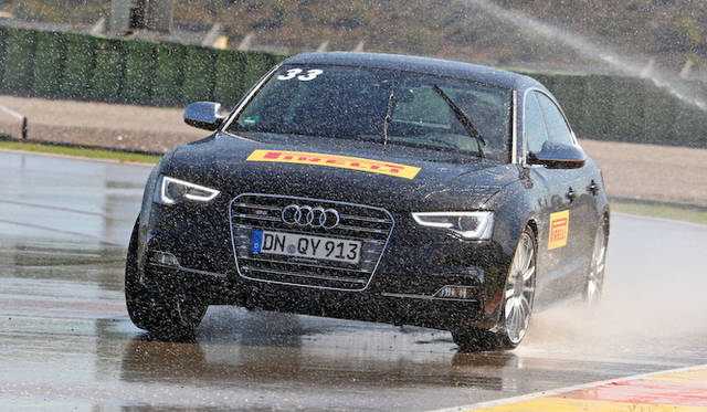 <strong>Pirelli Cinturato P7 Blue｜ピレリ チンチュラート P7 ブルー</strong><br />アウディS5スポーツバック 3.0TFSIでウェット性能をためす