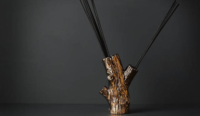 <strong>FITS｜フィッツコーポレーション</strong>　森田恭通氏が手がけるルームディフューザー「ボア パー ヤスミチ モリタ」