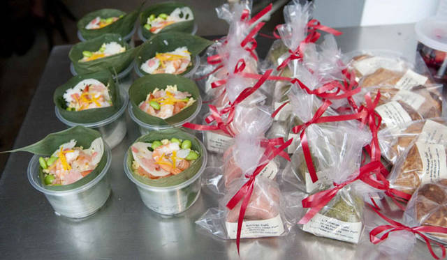 <strong>イベント「HOPE AND LOVE」</strong>　今年3月11日にパリで開催されたイベントの模様