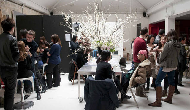 <strong>イベント「HOPE AND LOVE」</strong>　今年3月11日にパリで開催されたイベントの模様