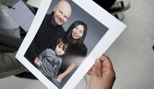 <strong>イベント「HOPE AND LOVE」</strong>　今年3月11日にパリで開催されたイベントの模様