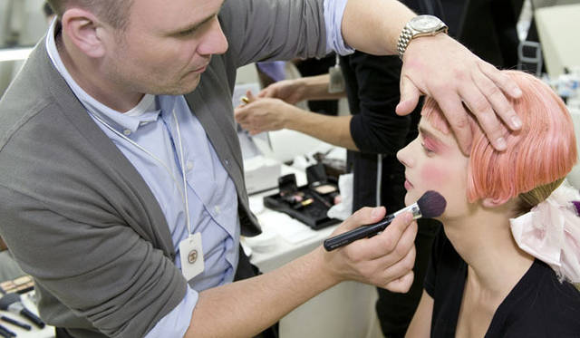 <strong>CHANEL｜シャネル</strong>　2012-13年クルーズコレクション メイクアップ © CHANEL 2012<br>