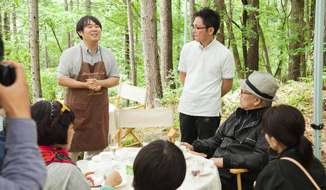 　食後のデザートをいただきながら、丸山珈琲の方からの説明を聞く。小諸の硬水で淹れて飲むコーヒーは、本当にお薦め