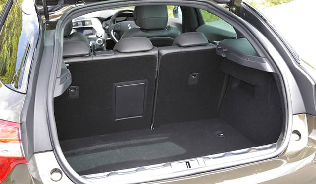 <strong>Citroen DS5 Chic｜シトロエン DS5 シック</strong>