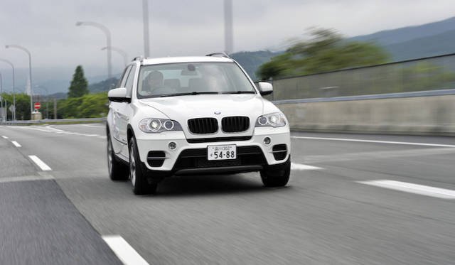 <strong>BMW X5 xDrive 35d BluePerformance｜ビー・エム・ダブリュー X5 Xドライブ35d ブルーパフォーマンス</strong>