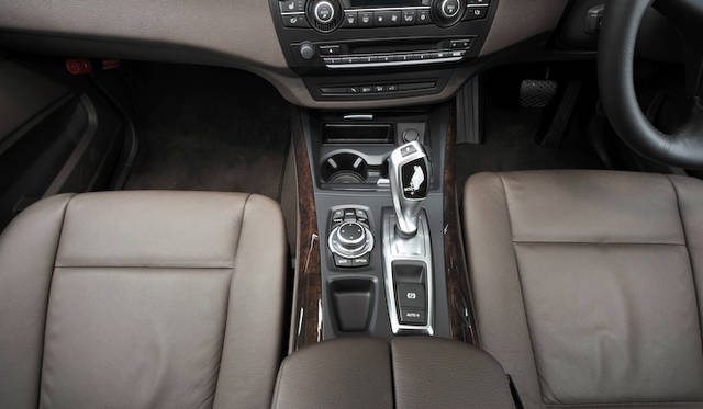 <strong>BMW X5 xDrive 35d BluePerformance｜ビー・エム・ダブリュー X5 Xドライブ35d ブルーパフォーマンス</strong>