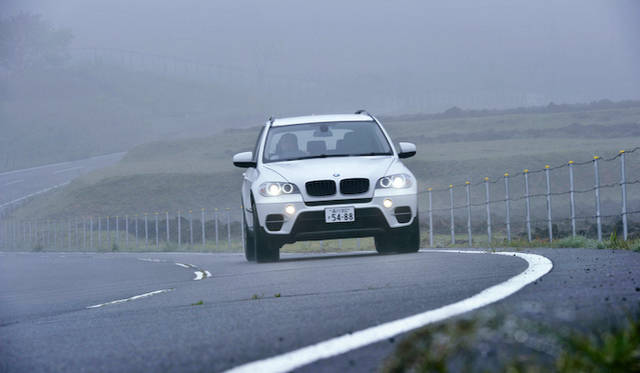 <strong>BMW X5 xDrive 35d BluePerformance｜ビー・エム・ダブリュー X5 Xドライブ35d ブルーパフォーマンス</strong>