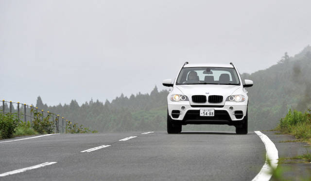 <strong>BMW X5 xDrive 35d BluePerformance｜ビー・エム・ダブリュー X5 Xドライブ35d ブルーパフォーマンス</strong>