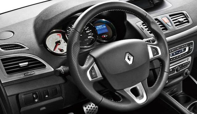 <strong>Renault Megane Estate GT｜ルノー メガーヌ エステートGT</strong>