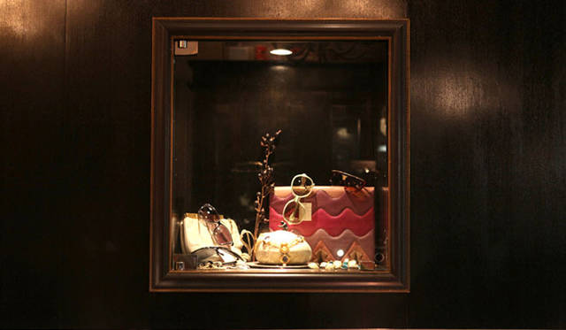 <strong>SOLAKZADE｜ソラックザーデ</strong>　旗艦店「ソラックザーデ 東京店」