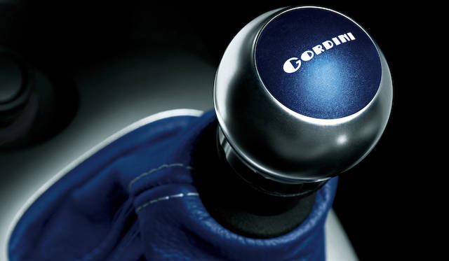 <strong>Renault Twingo Gordini Renault Sport｜ルノー トゥインゴ ゴルディーニ ルノー・スポール</strong>