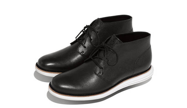 <strong>COLE HAAN│コール ハーン</strong>　ルナグランドチャッカ　5万2500円 