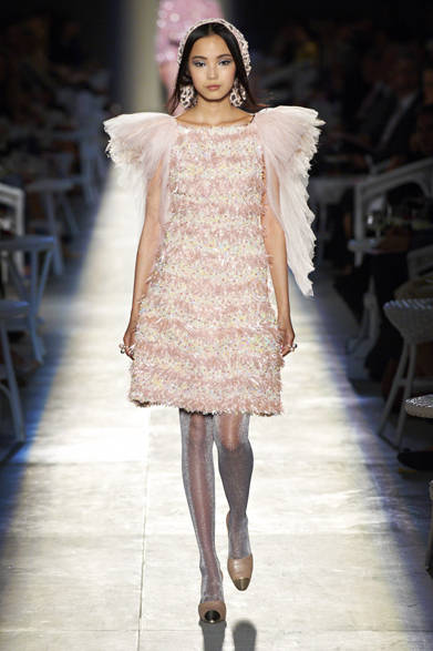 <strong>CHANEL｜シャネル</strong>　2012年秋冬オートクチュールコレクション　© CHANEL
