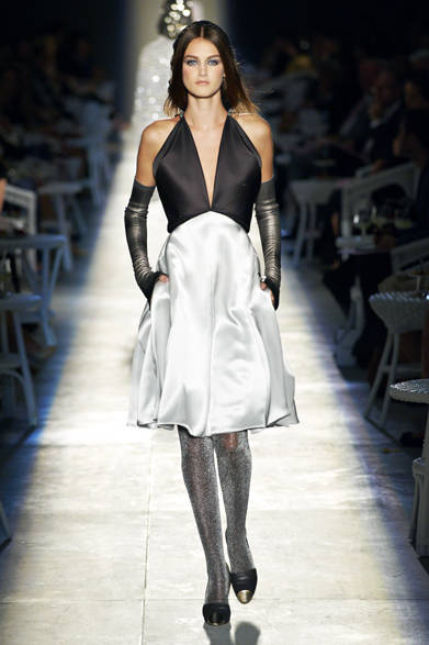 <strong>CHANEL｜シャネル</strong>　2012年秋冬オートクチュールコレクション　© CHANEL