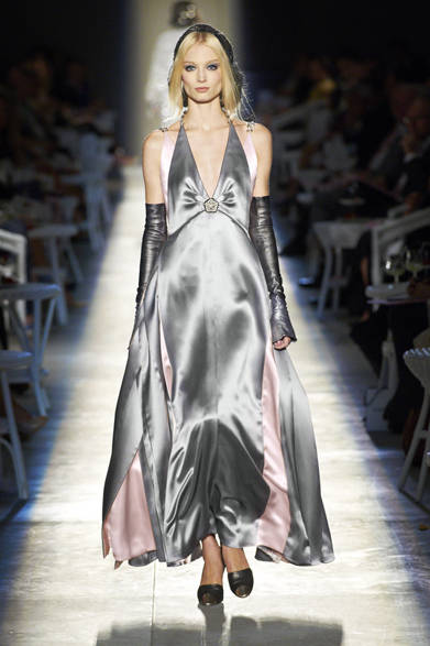 <strong>CHANEL｜シャネル</strong>　2012年秋冬オートクチュールコレクション　© CHANEL