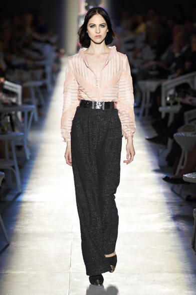 <strong>CHANEL｜シャネル</strong>　2012年秋冬オートクチュールコレクション　© CHANEL