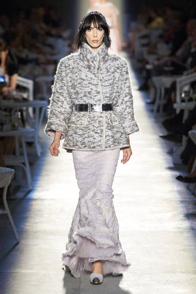 <strong>CHANEL｜シャネル</strong>　2012年秋冬オートクチュールコレクション　© CHANEL