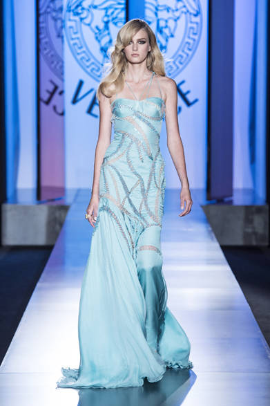 <strong>ATELIER VERSACE｜アトリエ ヴェルサーチ</strong>　2012年秋冬オートクチュールコレクション　© The Ritz Paris