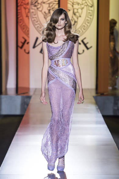 <strong>ATELIER VERSACE｜アトリエ ヴェルサーチ</strong>　2012年秋冬オートクチュールコレクション　© The Ritz Paris