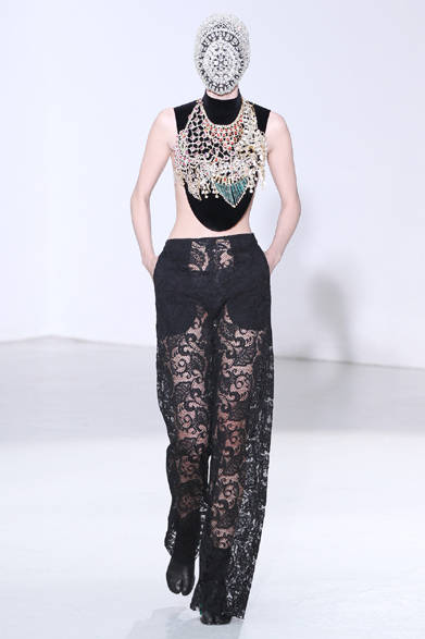 <strong>MAISON MARTIN MARGIELA｜メゾン マルタン マルジェラ</strong>　2012年秋冬アーティザナルコレクション