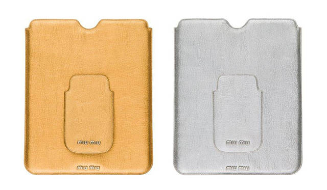 <strong>MIU MIU│ミュウミュウ</strong>　iPadケース　￡200