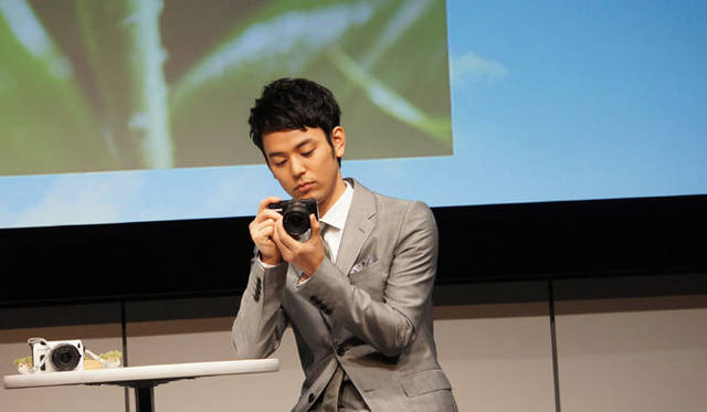 <strong>Canon｜キヤノン</strong>　